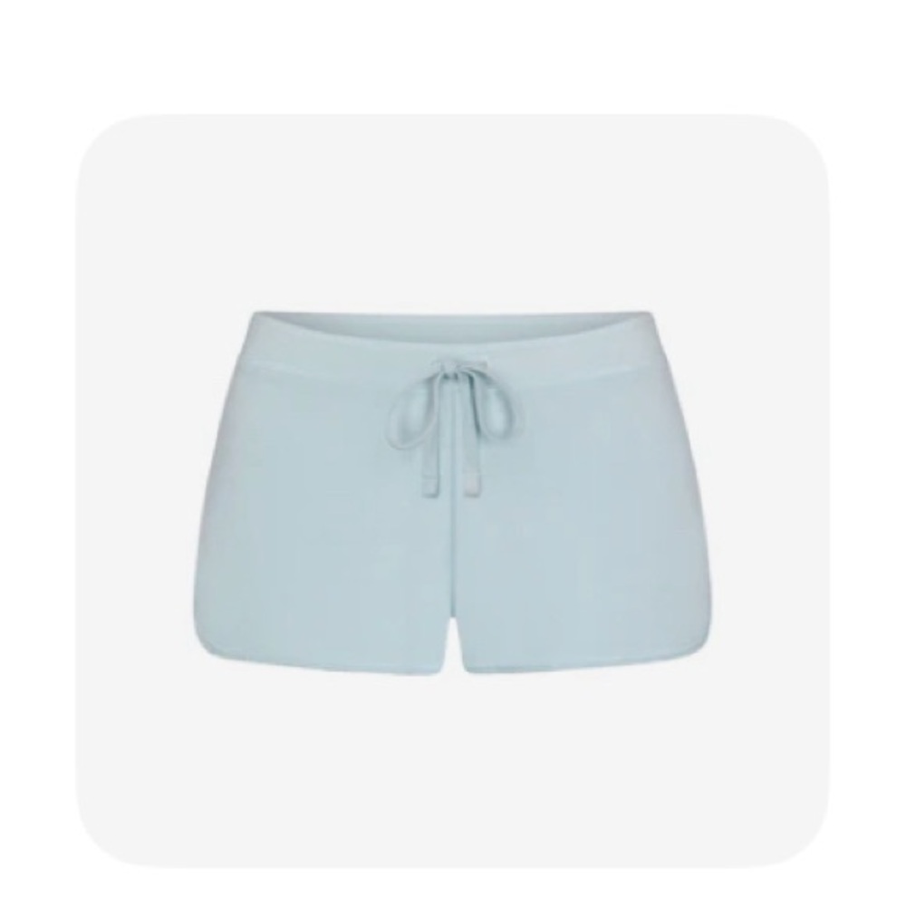 Skims Dolphin Terry Short in Opal L